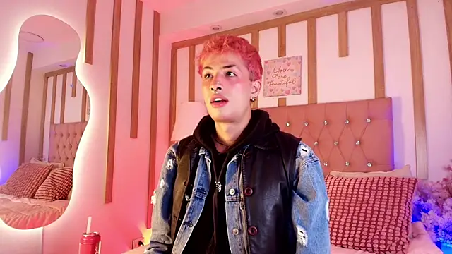 OzorioDany online show from 04.14.26