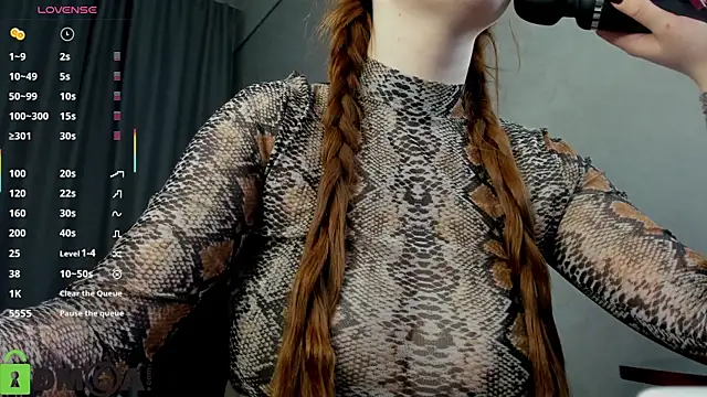 Roxy Sunnny online show from 10.14.25