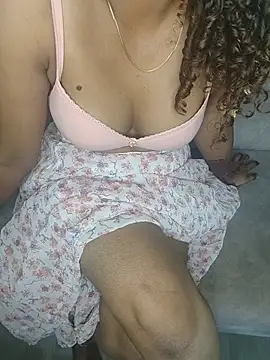 Snapshot of Tamilpallavi chatting on 07.14.26 Tamilpallavi online show from 07.14.26