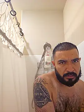 Snapshot of Lb228w chatting on 09.13.25 Lb228w online show from 09.13.25