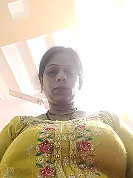 Soniya Roy online show from 03.18.26