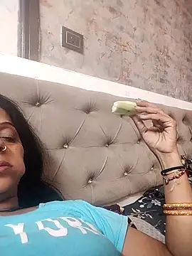 Soniya Roy online show from 04.22.26