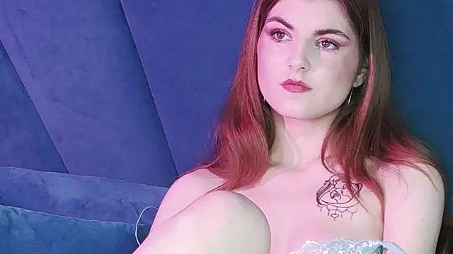 Snapshot of Evelisse chatting on 03.05.26 Evelisse online show from 03.05.26