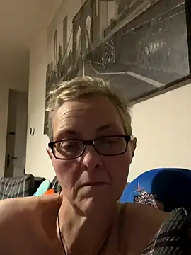 Curvy-Jinx online show from 11.02.25