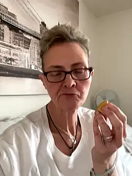 Curvy-Jinx online show from 01.06.26