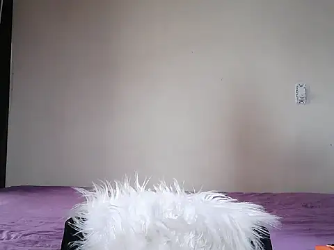 muscle mommyy online show from 10.28.25