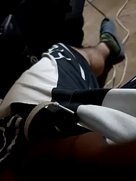 Snapshot of alber907 chatting on 03.01.26 alber907 online show from 03.01.26