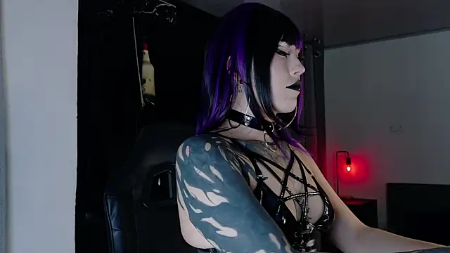 Snapshot of Angelabl0odborne chatting on 02.02.26 Angelabl0odborne online show from 02.02.26