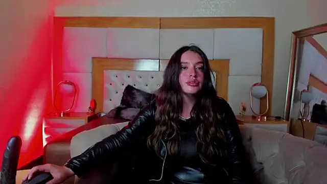 Snapshot of BrithaniKy chatting on 11.04.25 BrithaniKy online show from 11.04.25