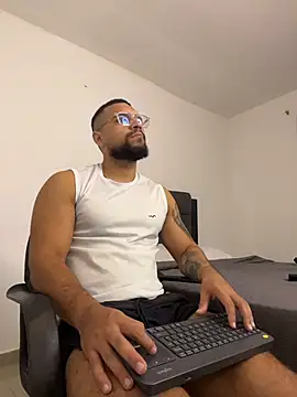 vincentjaxon online show from 10.22.25