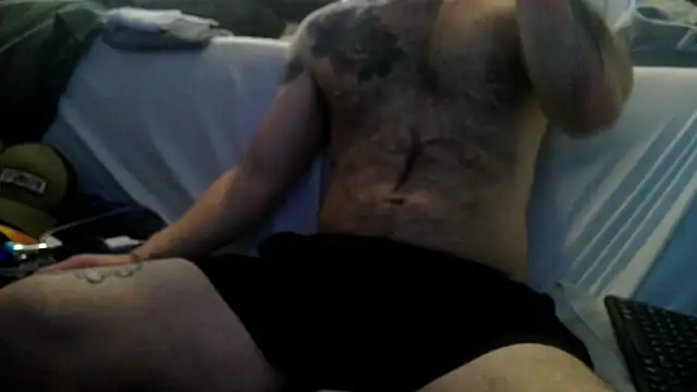 Luv2SuckBWC92 online show from 11.02.25