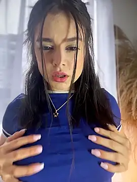 Sofi Leal online show from 03.28.26