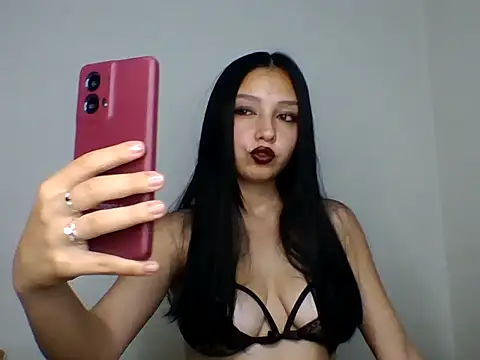 babyenyell online show from 11.02.25