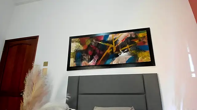 Snapshot of LunaAspen_ chatting on 12.17.25 LunaAspen online show from 12.17.25