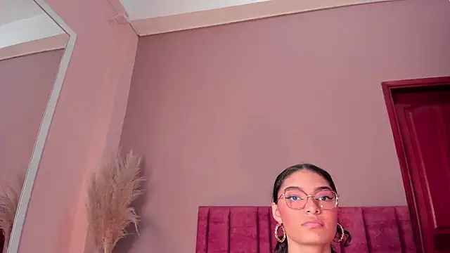 Snapshot of LunaAspen_ chatting on 01.14.26 LunaAspen online show from 01.14.26