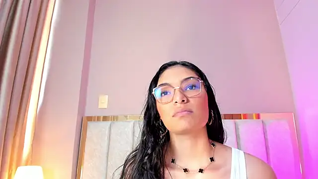 Snapshot of LunaAspen_ chatting on 01.16.26 LunaAspen online show from 01.16.26