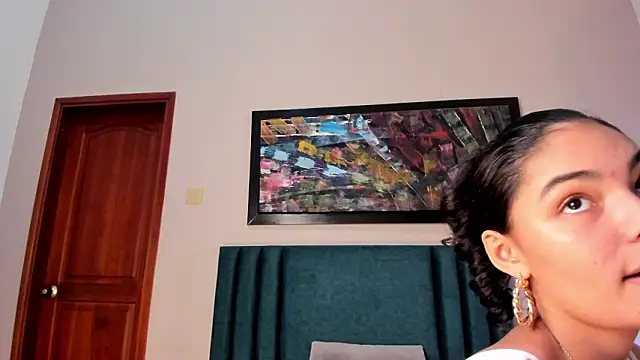 Snapshot of LunaAspen_ chatting on 02.02.26 LunaAspen online show from 02.02.26