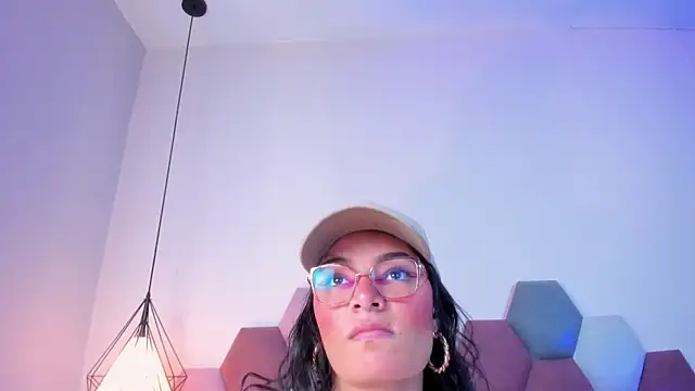 Snapshot of LunaAspen_ chatting on 02.20.26 LunaAspen online show from 02.20.26