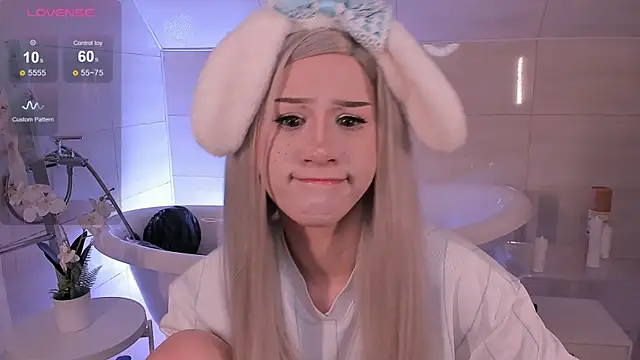 Necucub online show from 10.30.25