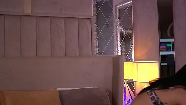 FrancescaDante online show from 10.16.25