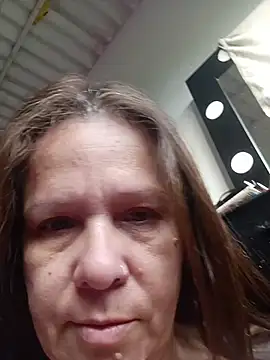 Snapshot of SinisterBabe chatting on 01.18.26 SinisterBabe online show from 01.18.26