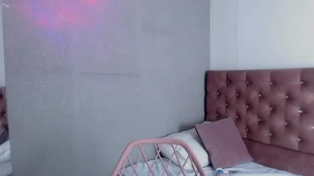 Stefany 44 online show from 11.14.25