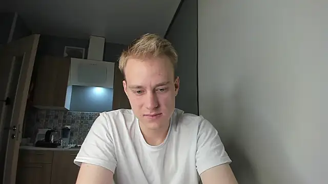 Snapshot of Kevin_Young_Cat chatting on 09.21.25 Kevin Young Cat online show from 09.21.25