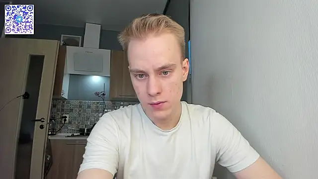 Snapshot of Kevin_Young_Cat chatting on 11.20.25 Kevin Young Cat online show from 11.20.25