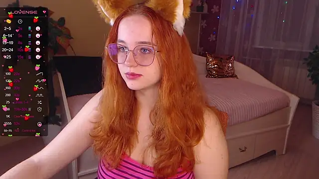 LunaSweet18 online show from 10.22.25