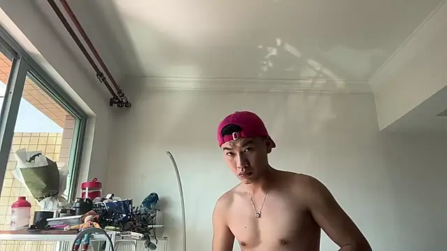 heywilliam online show from 10.04.25