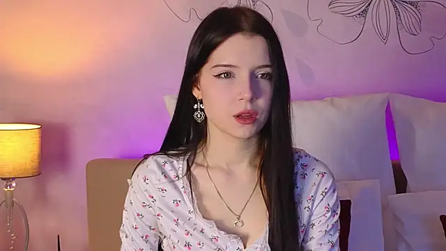Snapshot of Angel__Rosse chatting on 04.23.26 Angel Rosse online show from 04.23.26