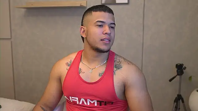 Thiago Valente online show from 02.05.26