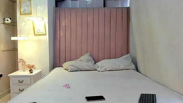 CandySays online show from 10.03.25