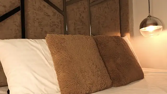 Snapshot of scarlethlux chatting on 01.09.26 scarlethlux online show from 01.09.26