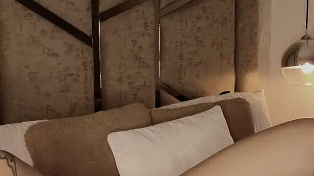 Snapshot of scarlethlux chatting on 02.03.26 scarlethlux online show from 02.03.26