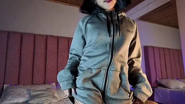 TerumiKitty online show from 01.05.26