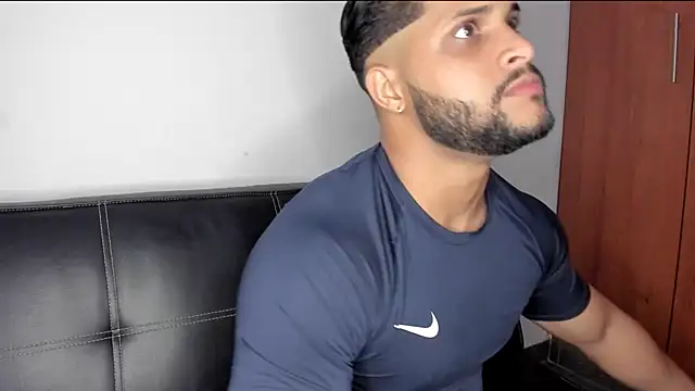 Snapshot of Pier_Simons chatting on 01.07.26 Pier Simons online show from 01.07.26