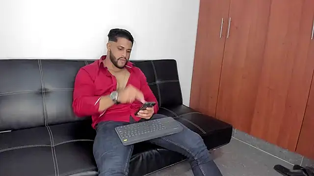 Snapshot of Pier_Simons chatting on 01.15.26 Pier Simons online show from 01.15.26