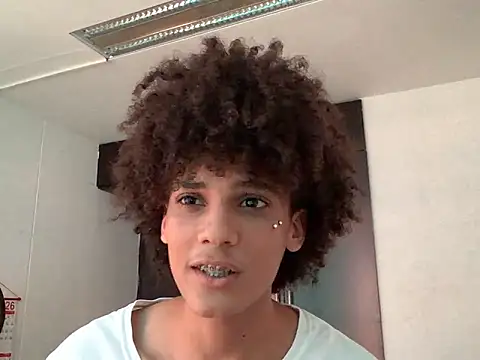 Max Rain online show from 04.17.26