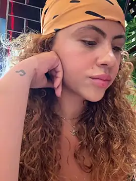 Chloe Leaozinho online show from 03.06.26