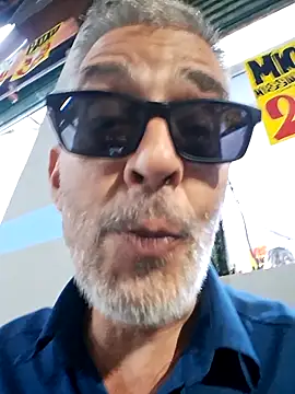 Snapshot of DotadoSaoCristovaoRJ chatting on 10.21.25 DotadoSaoCristovaoRJ online show from 10.21.25