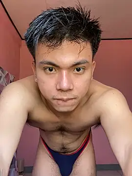 Snapshot of JerichoGutierez chatting on 03.11.26 JerichoGutierez online show from 03.11.26