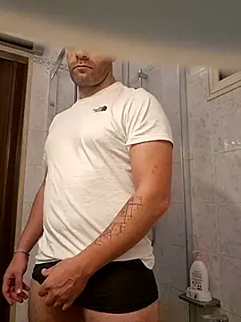 Snapshot of FROCETTO93 chatting on 11.09.25 FROCETTO93 online show from 11.09.25