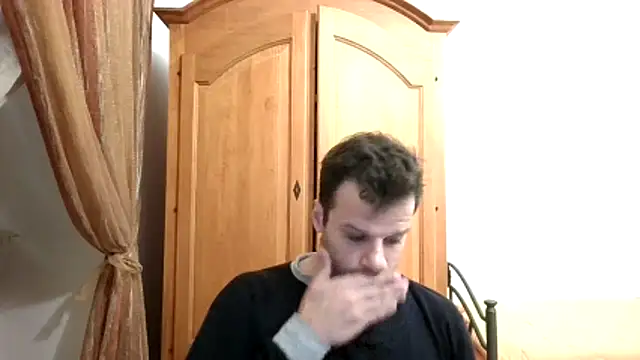 Snapshot of FROCETTO93 chatting on 11.17.25 FROCETTO93 online show from 11.17.25