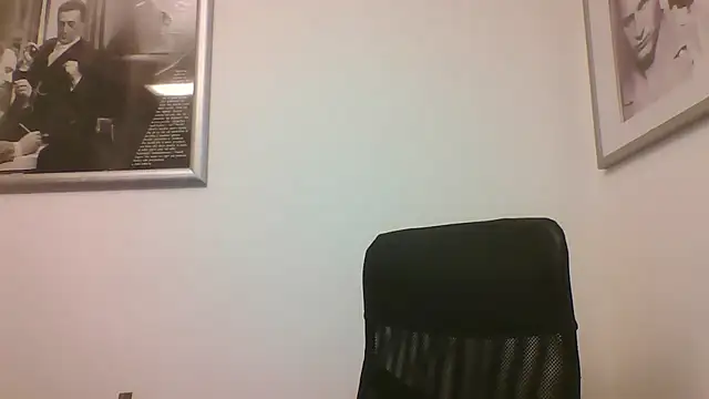 Snapshot of FROCETTO93 chatting on 11.19.25 FROCETTO93 online show from 11.19.25