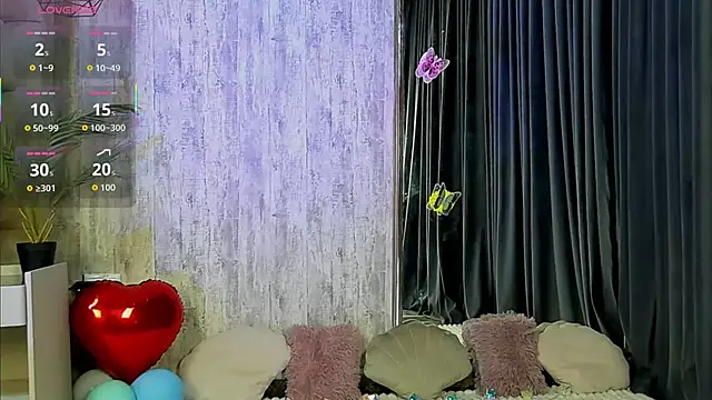 Maya Collins  online show from 03.13.26