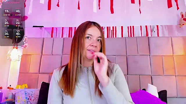 antoneella jones online show from 11.06.25