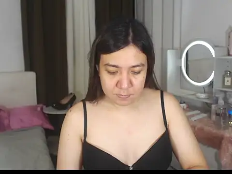 stellahugeX online show from 02.24.26