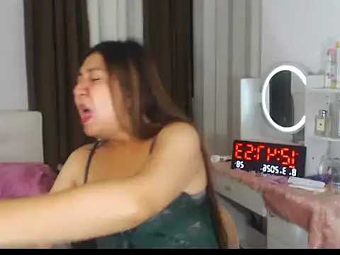 stellahugeX online show from 03.07.26