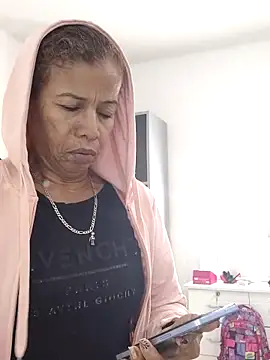 Merybeks online show from 10.14.25